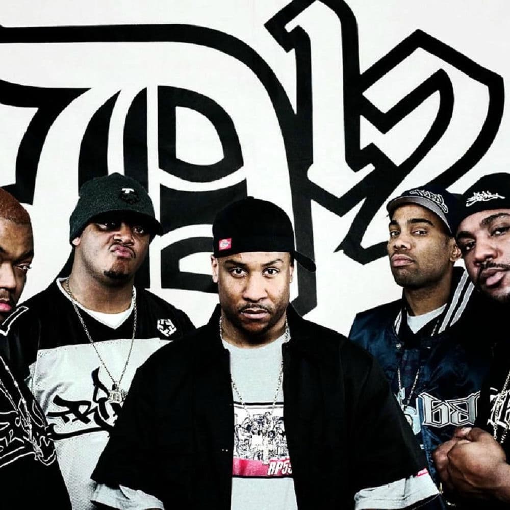 D12